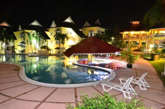 Mystic Ridge Apt 2 Plus 6 Ocho Ríos Exterior foto